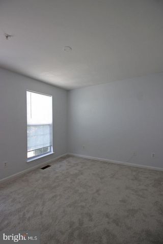 21783 BALDWIN SQ, Sterling, VA 20164