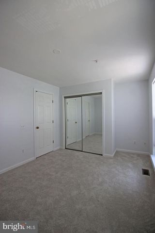 21783 BALDWIN SQ, Sterling, VA 20164