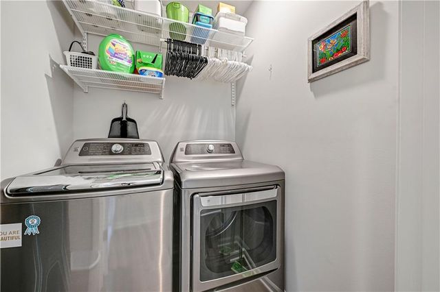 826 Shane Court, Belton, MO 64012