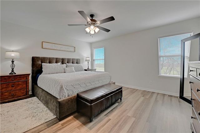 826 Shane Court, Belton, MO 64012