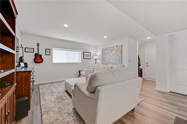 826 Shane Court, Belton, MO 64012