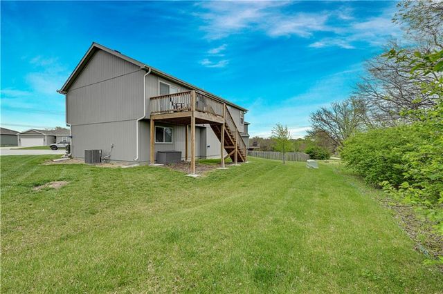 826 Shane Court, Belton, MO 64012