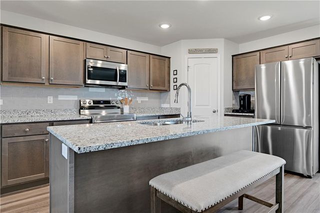 826 Shane Court, Belton, MO 64012