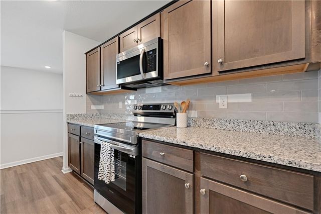 826 Shane Court, Belton, MO 64012
