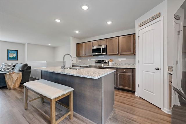 826 Shane Court, Belton, MO 64012
