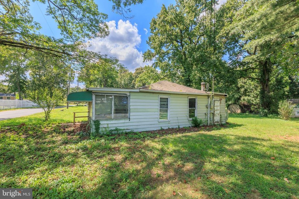 7326 GREEN ACRES DR, Glen Burnie, MD 21060