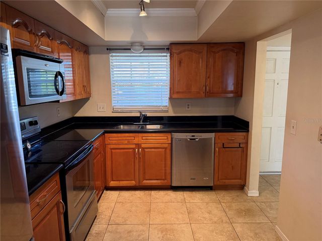 10335 CARROLLWOOD LANE 116, Tampa, FL 33618