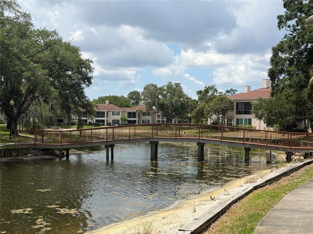 10335 CARROLLWOOD LANE 116, Tampa, FL 33618