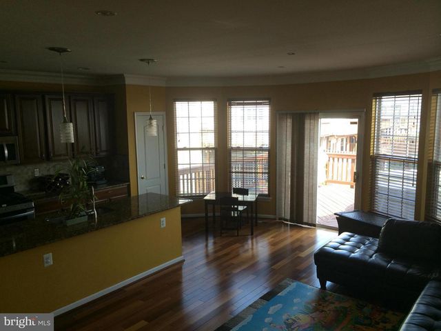 6805 OREGANO LN, Alexandria, VA 22310
