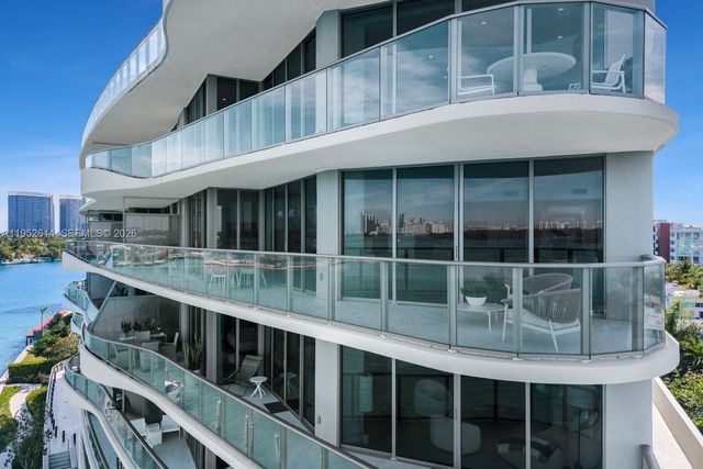 1135 103rd St 701, Bay Harbor Islands, FL 33154