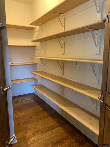 8507 S 106 Street, La Vista, NE 68128