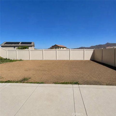 32190 Rambling Court, Winchester, CA 92596