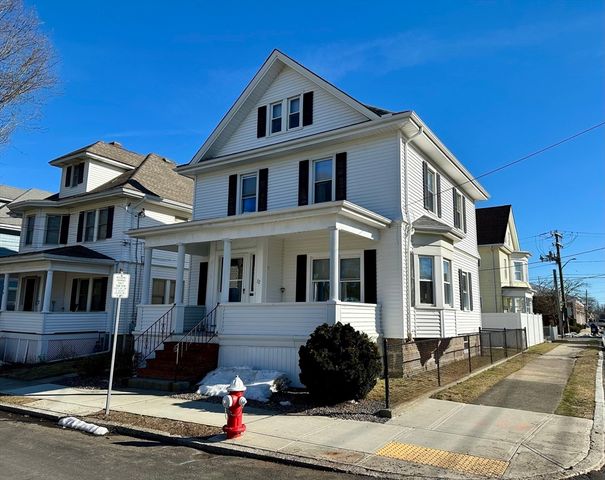 32 Priscilla St, New Bedford, MA 02740