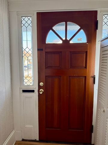 32 Priscilla St, New Bedford, MA 02740