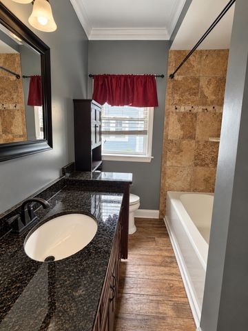 996 Walnut St, Fall River, MA 02720