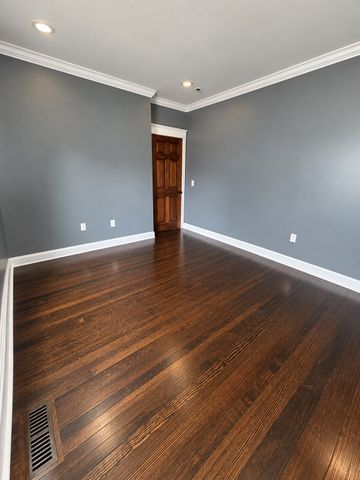 996 Walnut St, Fall River, MA 02720