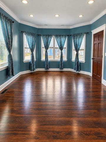 996 Walnut St, Fall River, MA 02720