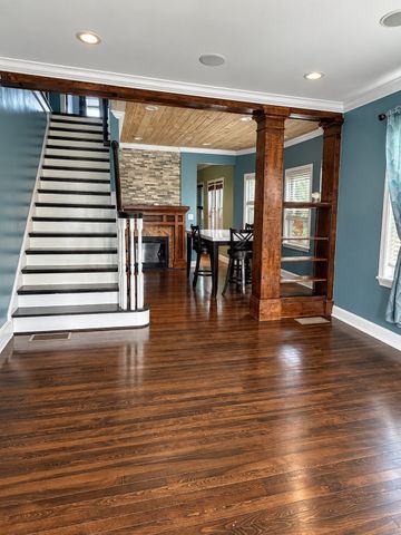 996 Walnut St, Fall River, MA 02720