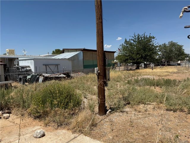 3940 E Shaeffer Avenue, Kingman, AZ 86409