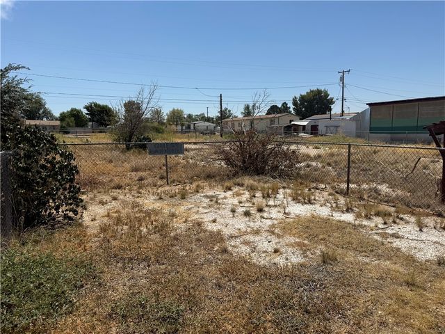 3940 E Shaeffer Avenue, Kingman, AZ 86409