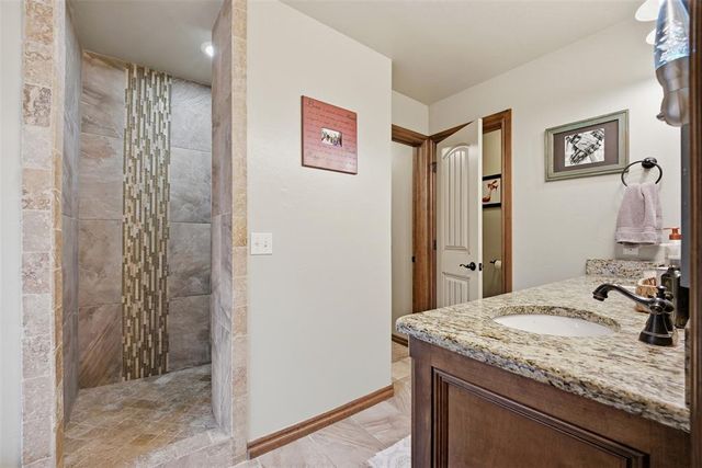 2236 Timber Ridge, Yukon, OK 73099