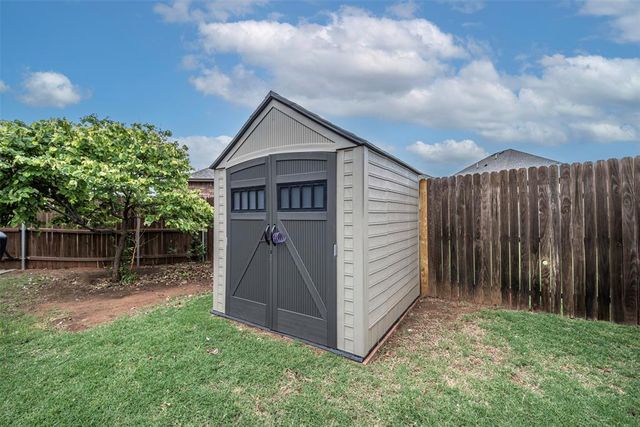 2236 Timber Ridge, Yukon, OK 73099