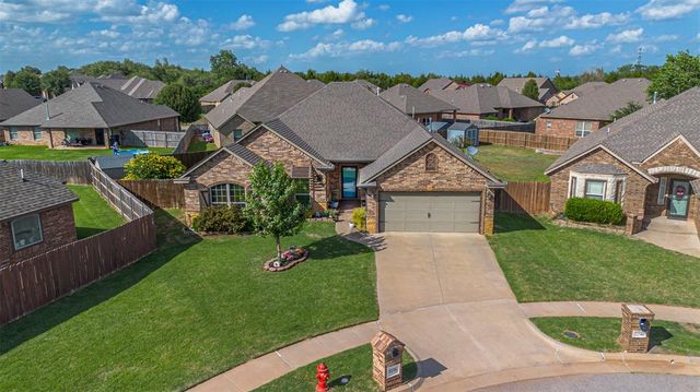 2236 Timber Ridge, Yukon, OK 73099
