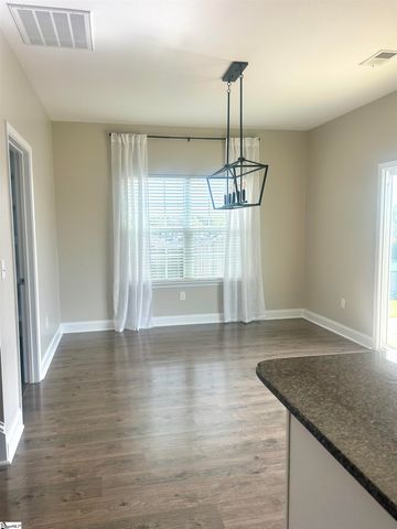 530 Beechcreek Drive, Spartanburg, SC 29303