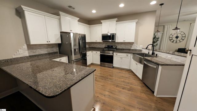 530 Beechcreek Drive, Spartanburg, SC 29303