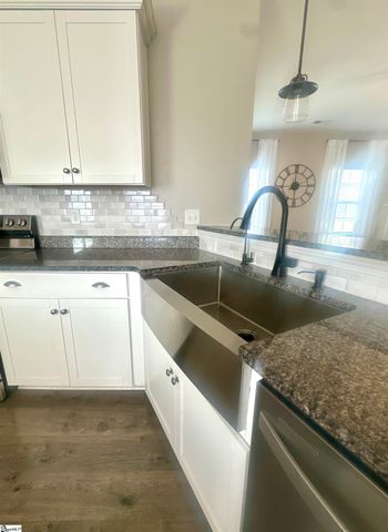 530 Beechcreek Drive, Spartanburg, SC 29303