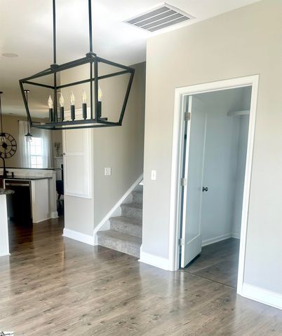 530 Beechcreek Drive, Spartanburg, SC 29303