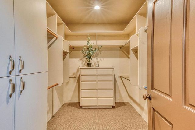 32 Crazy Horse Canyon Road, Salinas, CA 93907