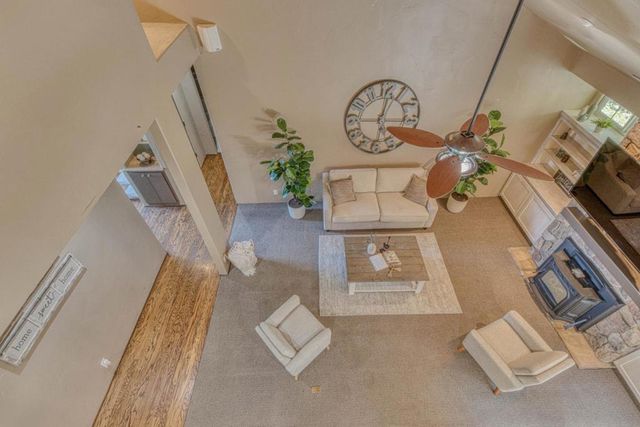 32 Crazy Horse Canyon Road, Salinas, CA 93907