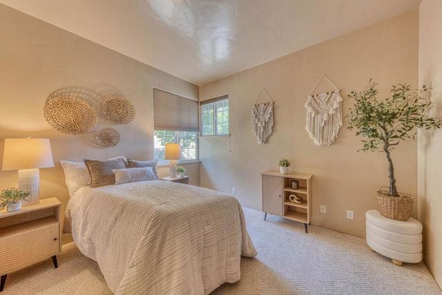 32 Crazy Horse Canyon Road, Salinas, CA 93907