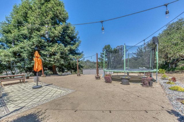 32 Crazy Horse Canyon Road, Salinas, CA 93907