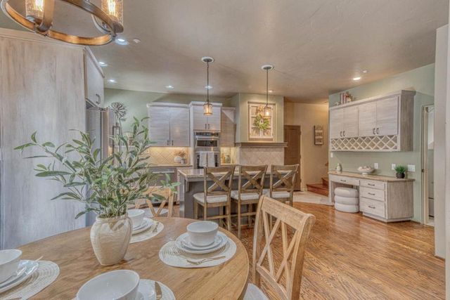 32 Crazy Horse Canyon Road, Salinas, CA 93907