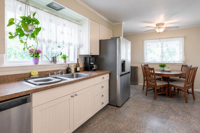 9 Pleasant Street, Pembroke, NH 03275