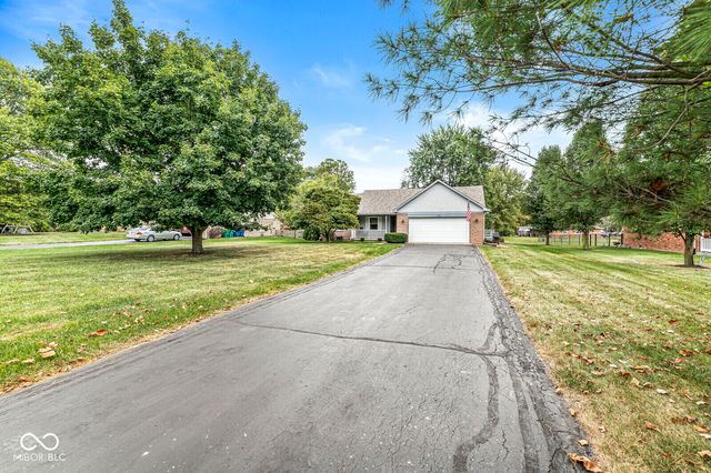 267 Poplar Grove Drive, Avon, IN 46123