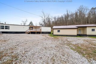 1314 & 1314-1/2 Chestnut Street, South Charleston, WV 25309