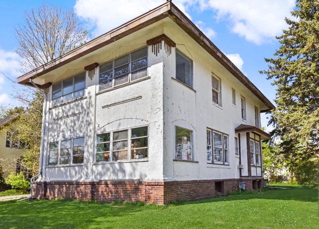 108 S Washington STREET, Elkhorn, WI 53121