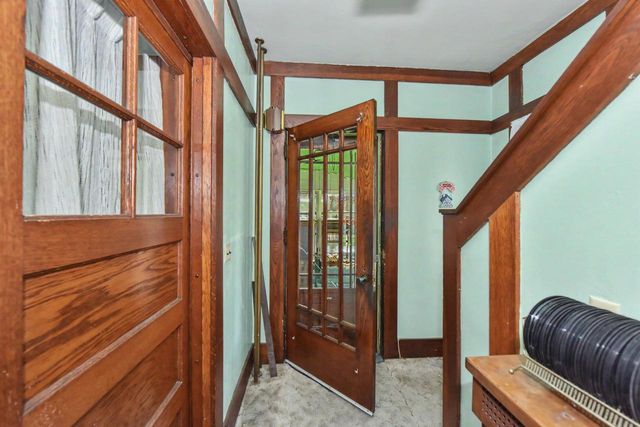108 S Washington STREET, Elkhorn, WI 53121