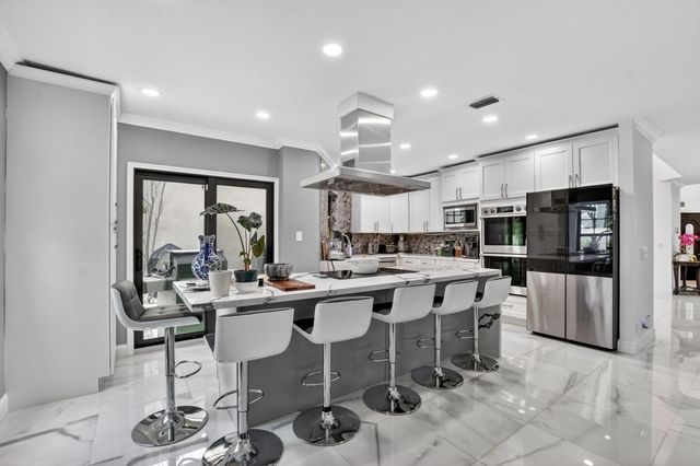 23260 Mirabella Circle N, Boca Raton, FL 33433