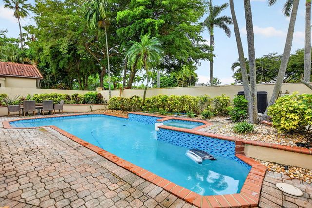23260 Mirabella Circle N, Boca Raton, FL 33433