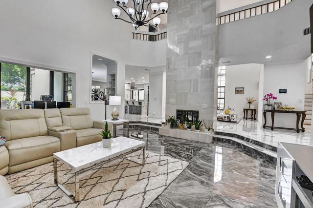 23260 Mirabella Circle N, Boca Raton, FL 33433