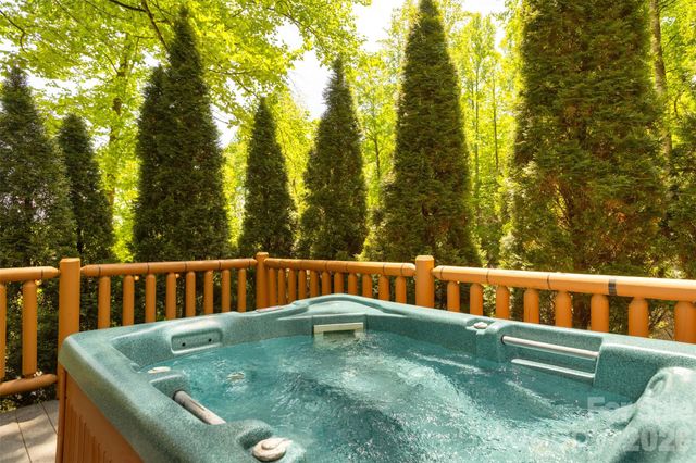 1095 Big Rockys Road, Bryson City, NC 28713