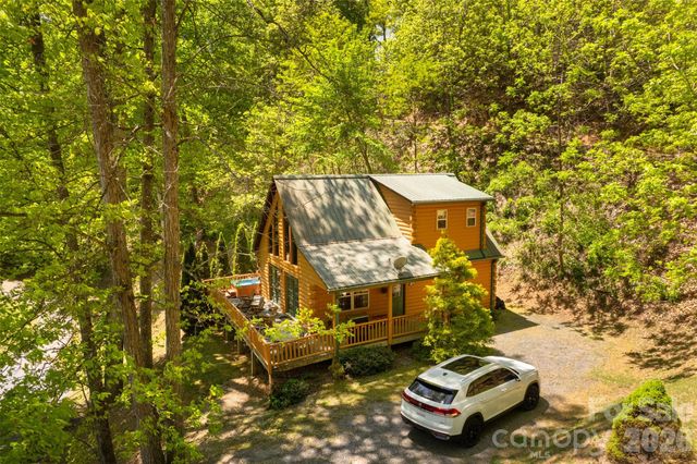 1095 Big Rockys Road, Bryson City, NC 28713