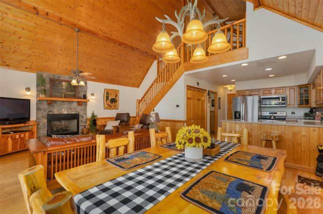 1095 Big Rockys Road, Bryson City, NC 28713