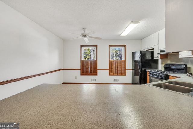 135 Springvalley Way, Stockbridge, GA 30281