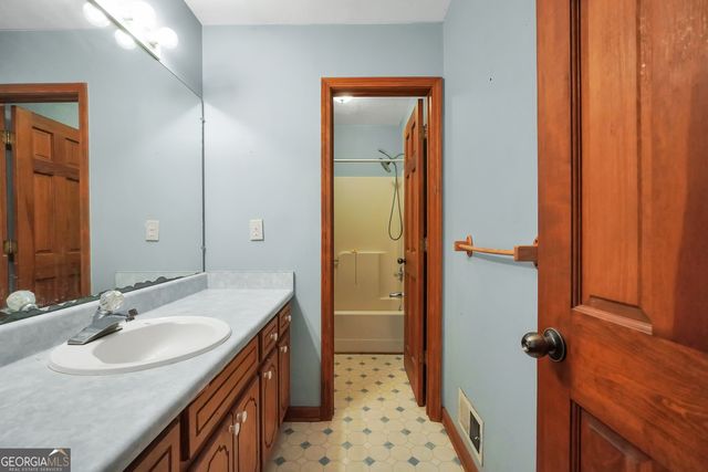 135 Springvalley Way, Stockbridge, GA 30281