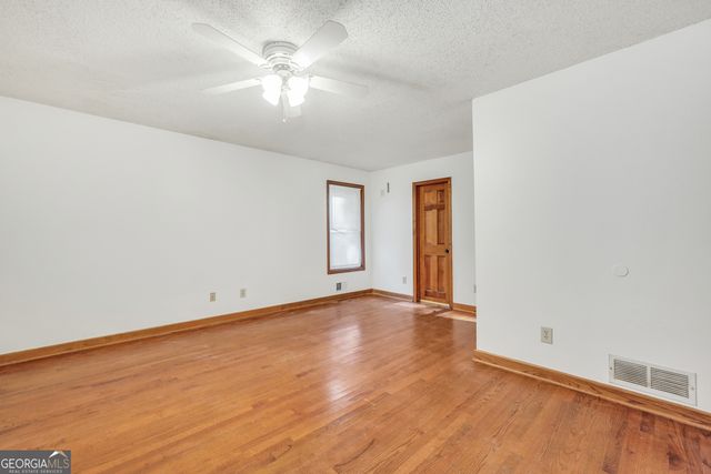 135 Springvalley Way, Stockbridge, GA 30281